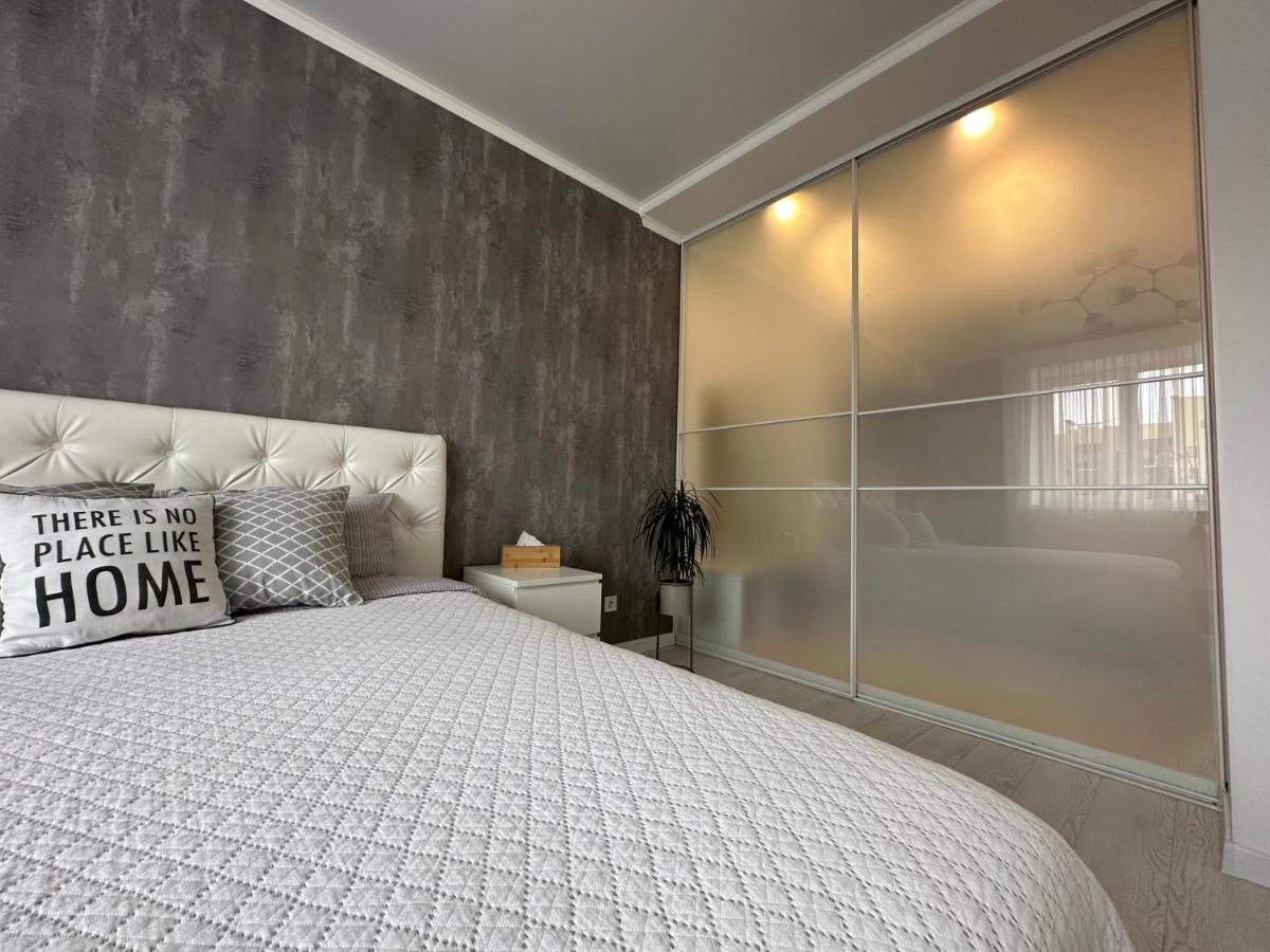 Comfort Apartment ヴィーンヌィツャ エクステリア 写真
